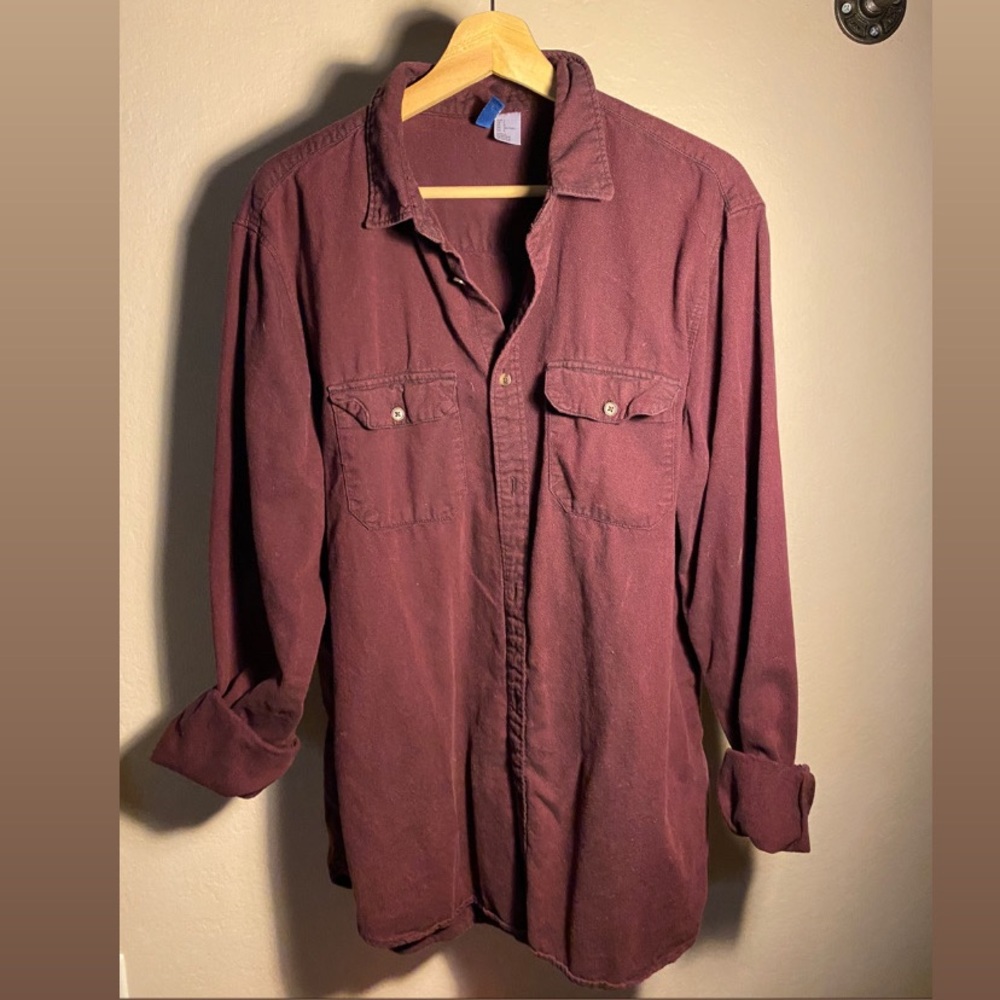 men’s burgundy button up